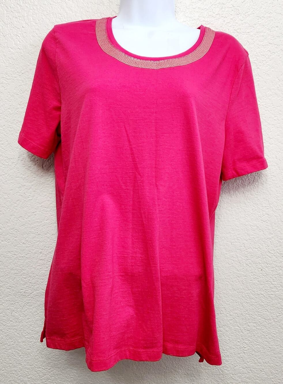 A La Carte For Draper's & Damon's Pink Round Sequin Neck Top Large Soft Stretch